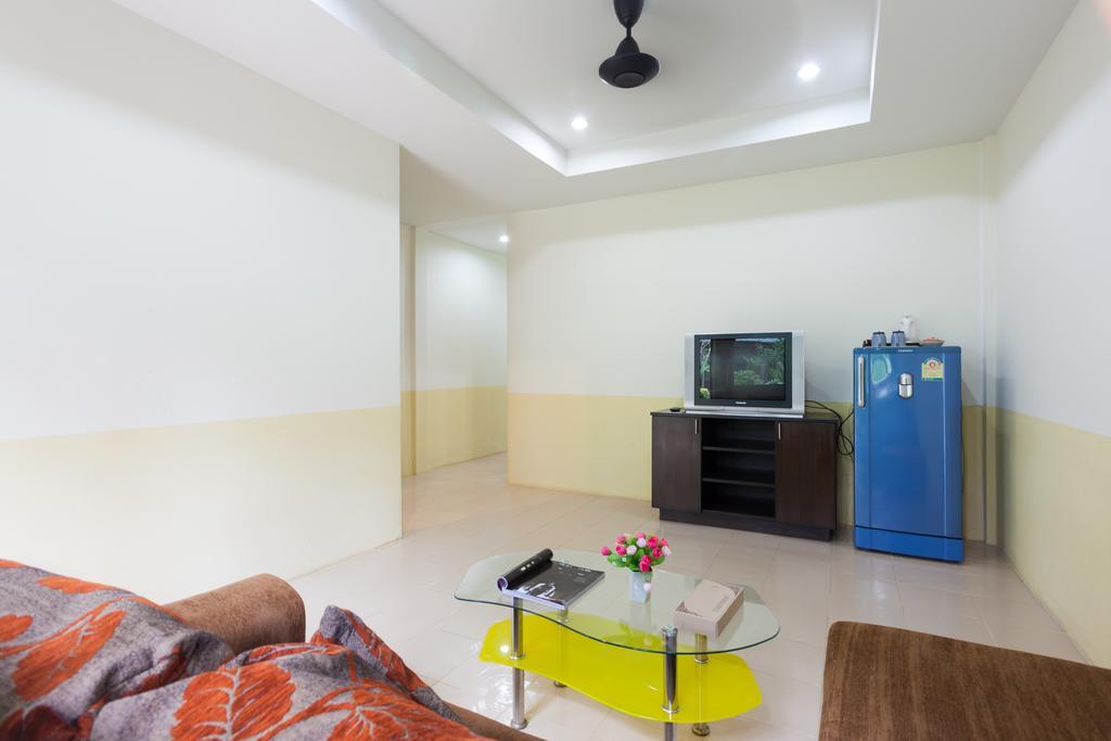 Bangtao Kanita House Bang Tao Beach  Exteriör bild